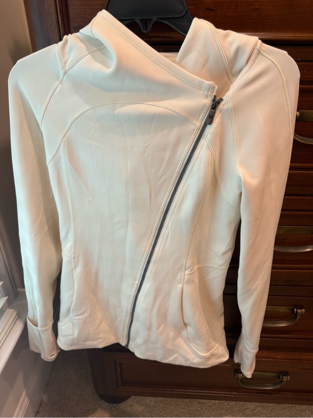 Lululemon Women’s Asymmetrical Zip Cream Jacket